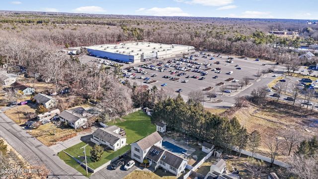 12 Michele Drive, Toms River, NJ 08755