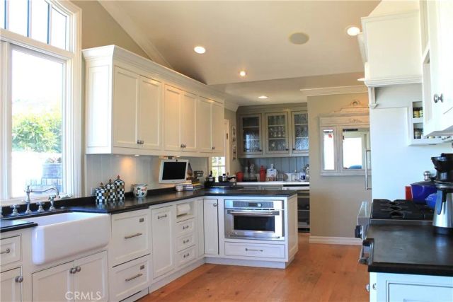 3601 Sausalito Drive, Corona Del Mar, CA 92625