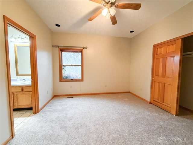 7995 Crestway Road, Clayton, OH 45315