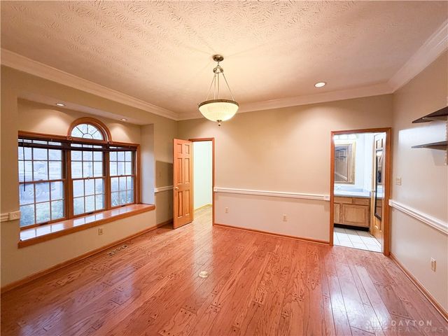 7995 Crestway Road, Clayton, OH 45315