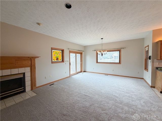 7995 Crestway Road, Clayton, OH 45315