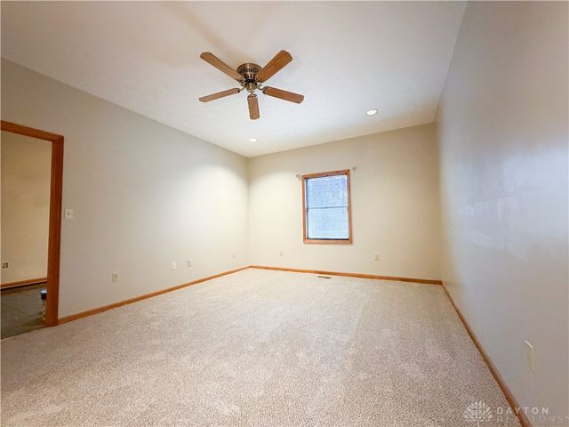 7995 Crestway Road, Clayton, OH 45315