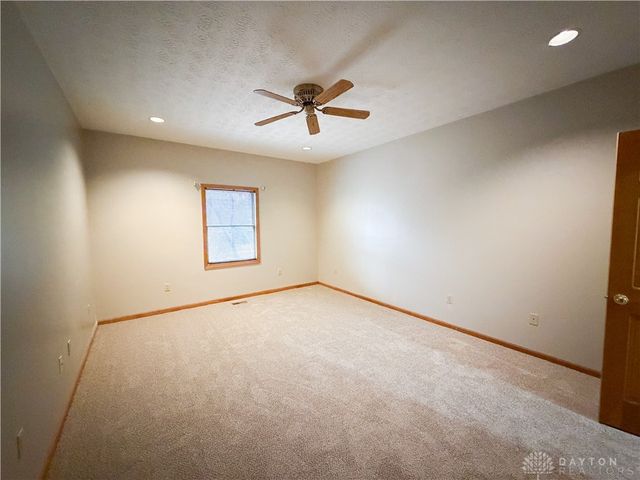 7995 Crestway Road, Clayton, OH 45315