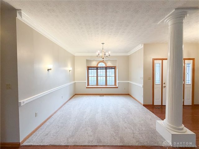 7995 Crestway Road, Clayton, OH 45315