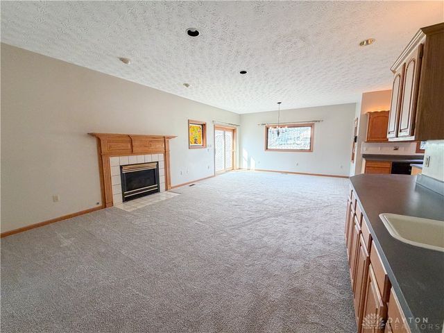 7995 Crestway Road, Clayton, OH 45315