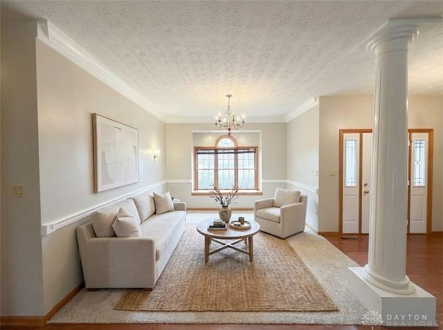 7995 Crestway Road, Clayton, OH 45315