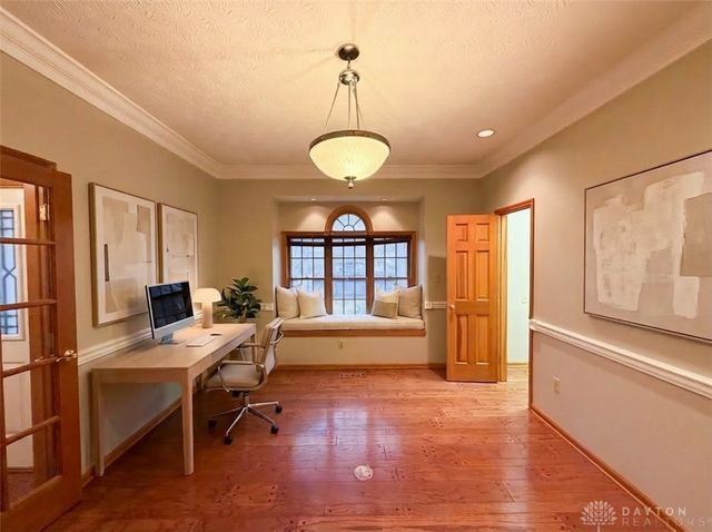 7995 Crestway Road, Clayton, OH 45315