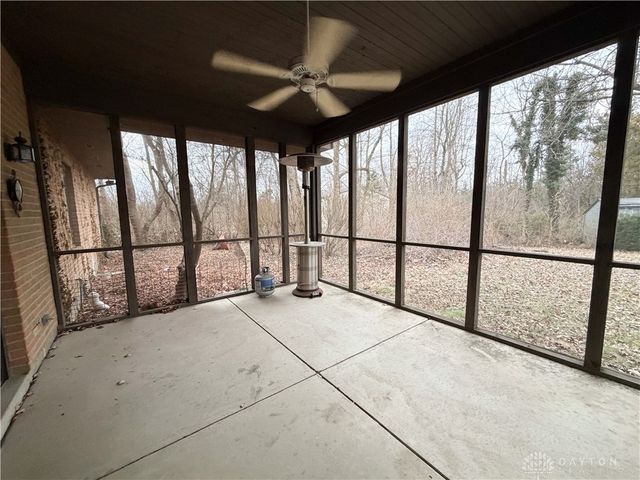 7995 Crestway Road, Clayton, OH 45315