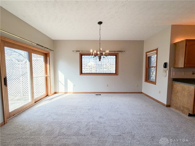 7995 Crestway Road, Clayton, OH 45315