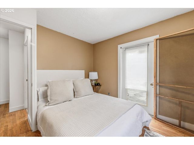 46 Ne BUFFALO St, Portland, OR 97211