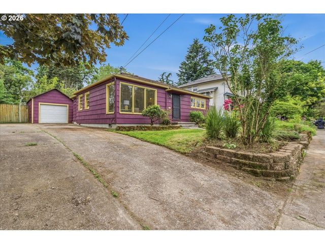 46 Ne BUFFALO St, Portland, OR 97211