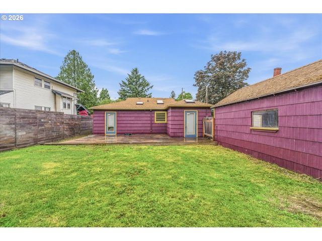 46 Ne BUFFALO St, Portland, OR 97211