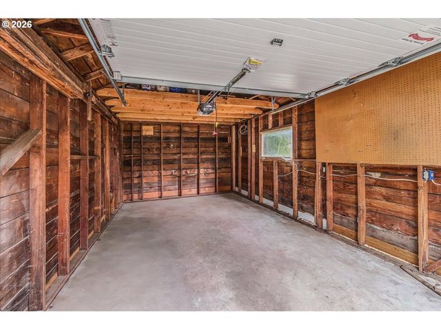 46 Ne BUFFALO St, Portland, OR 97211