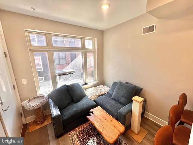 1208 N TAYLOR ST, Philadelphia, PA 19121