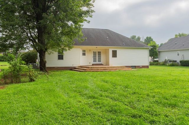 847 Isaac Dr, Clarksville, TN 37040