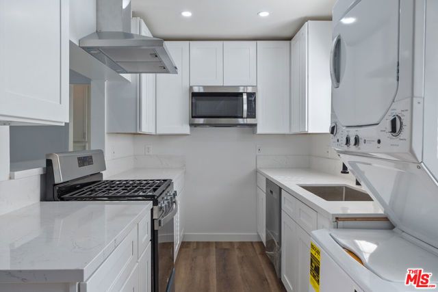 10806 Doty Avenue, Inglewood, CA 90303