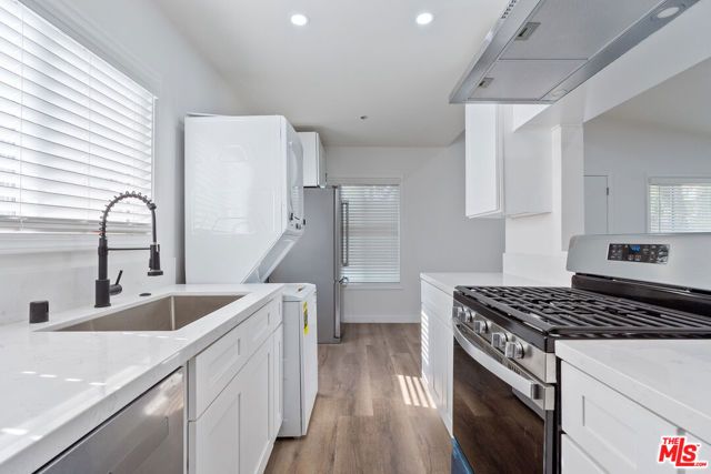 10806 Doty Avenue, Inglewood, CA 90303