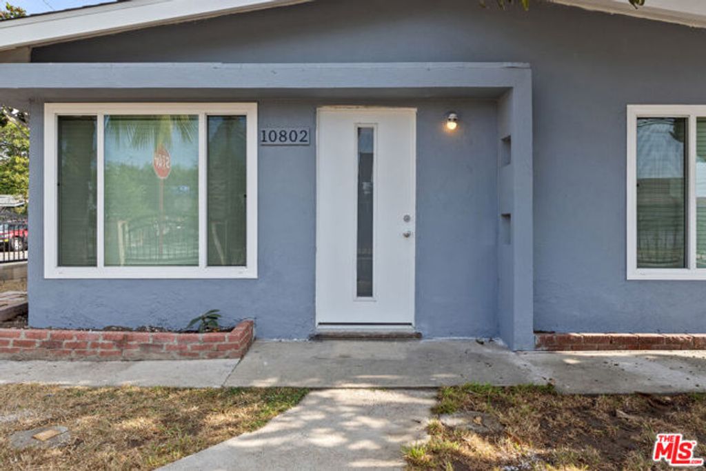 10806 Doty Avenue, Inglewood, CA 90303