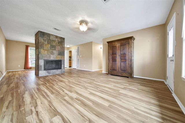 11611 Bonaparte Drive, Cypress, TX 77429