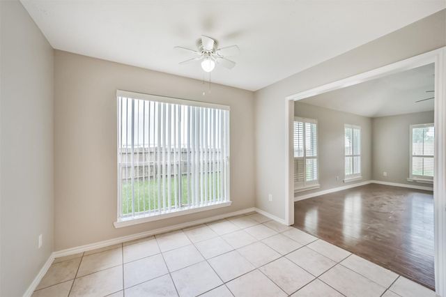 4901 Archway Drive, La Porte, TX 77571