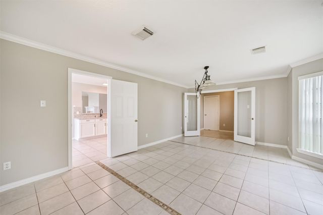 4901 Archway Drive, La Porte, TX 77571