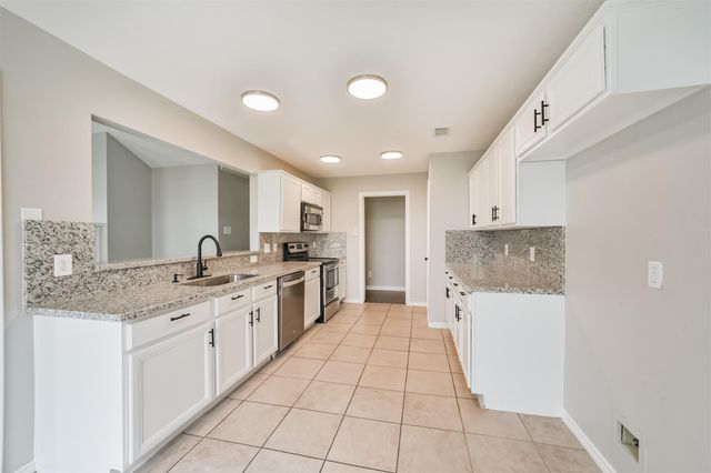 4901 Archway Drive, La Porte, TX 77571