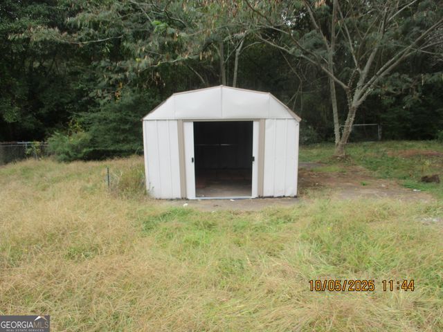 9182 SW Flat Shoals Rd. No Street Suffix, Covington, GA 30014