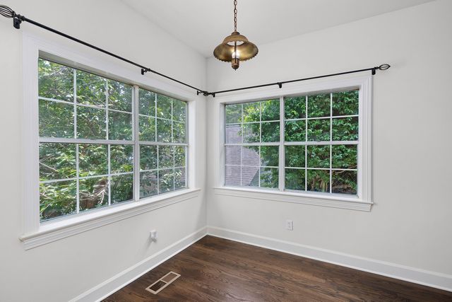1003 E Brow Road, Lookout Mountain, TN 37350