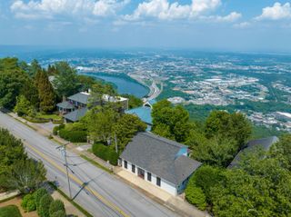 1003 E Brow Road, Lookout Mountain, TN 37350