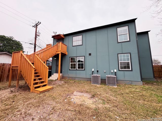 2815 S Pine, San Antonio, TX 78210