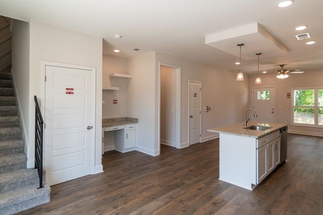 616 Southern Pass Run, Clarksville, TN 37043