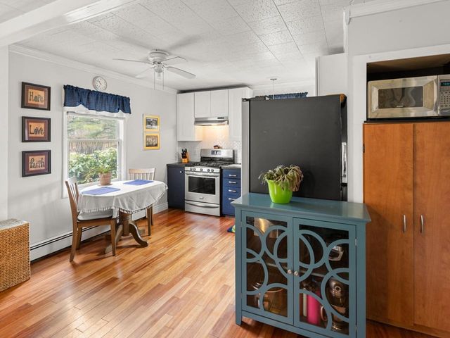 168 Place Road West, Hinesburg, VT 05461
