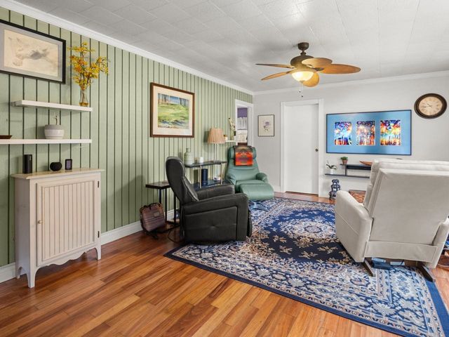 168 Place Road West, Hinesburg, VT 05461