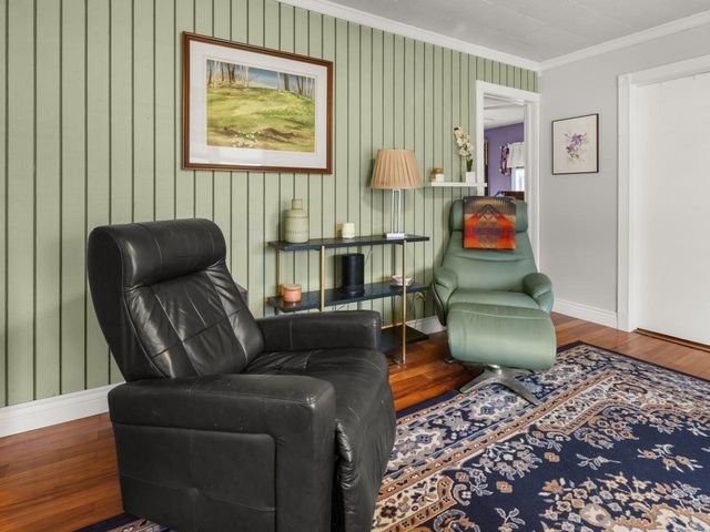 168 Place Road West, Hinesburg, VT 05461