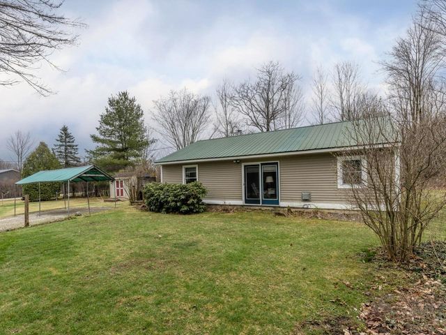 168 Place Road West, Hinesburg, VT 05461
