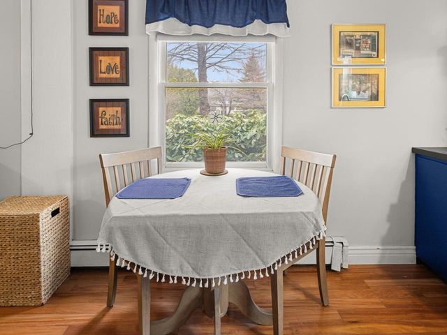 168 Place Road West, Hinesburg, VT 05461