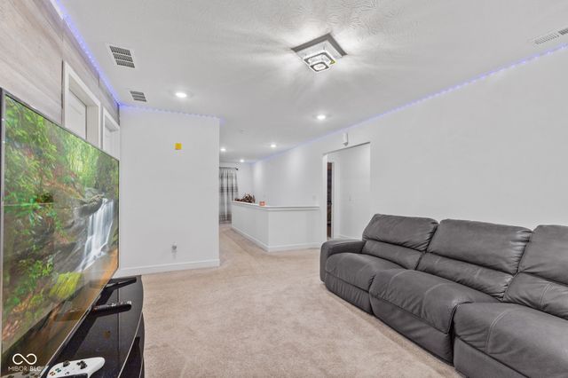 1384 Turnbridge Wls, Avon, IN 46123