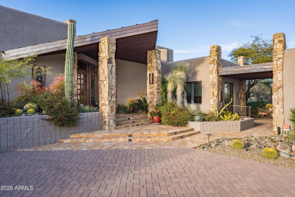 11306 E SALERO Drive, Scottsdale, AZ 85262 — photo 2
