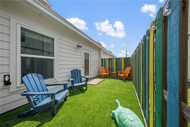 15117 KOKOMO Dr, Corpus Christi, TX 78418