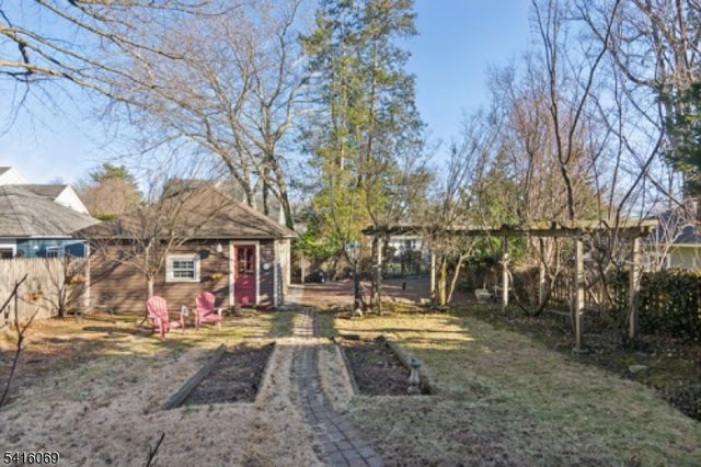 424 Saint Marks Ave, Westfield Town, NJ 07090