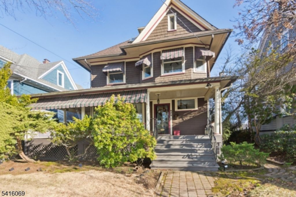 424 Saint Marks Ave, Westfield Town, NJ 07090