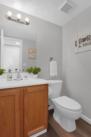 2106 Stoneside Drive, Hilliard, OH 43026