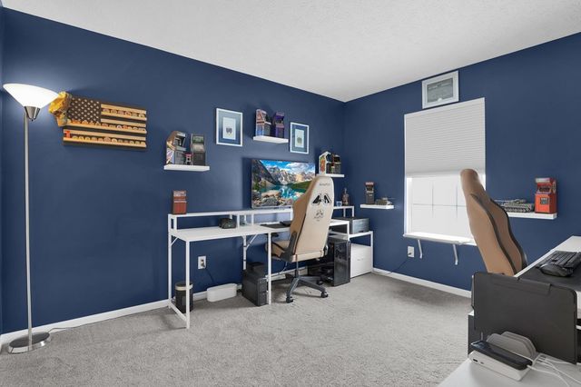 2106 Stoneside Drive, Hilliard, OH 43026