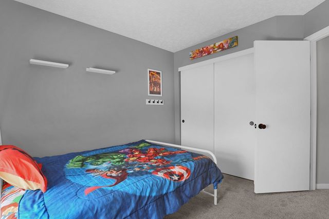 2106 Stoneside Drive, Hilliard, OH 43026