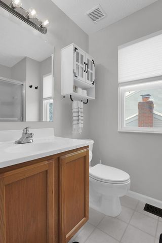 2106 Stoneside Drive, Hilliard, OH 43026