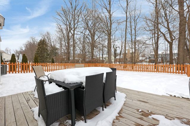 2106 Stoneside Drive, Hilliard, OH 43026