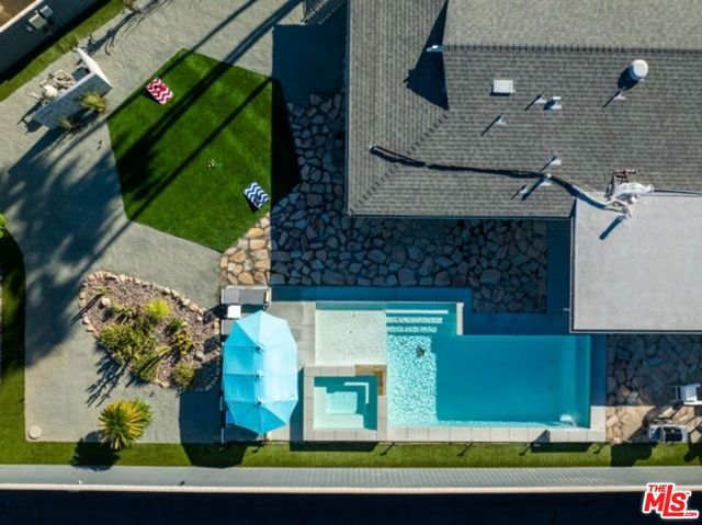 980 N Buttonwillow Circle, Palm Springs, CA 92262