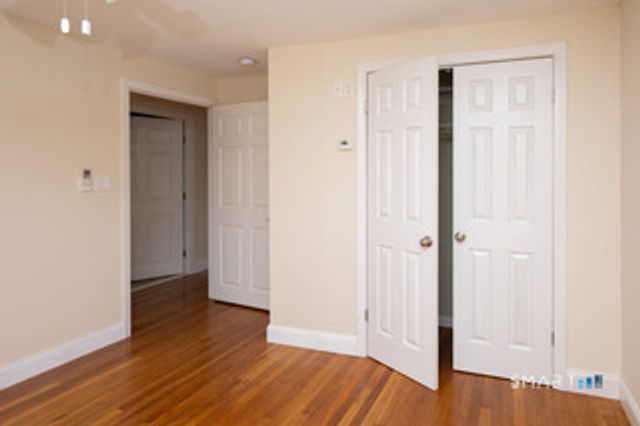 10 Edwards Road, Old Saybrook, CT 06475