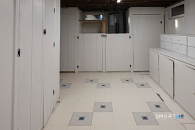 10 Edwards Road, Old Saybrook, CT 06475