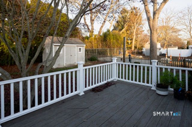 10 Edwards Road, Old Saybrook, CT 06475